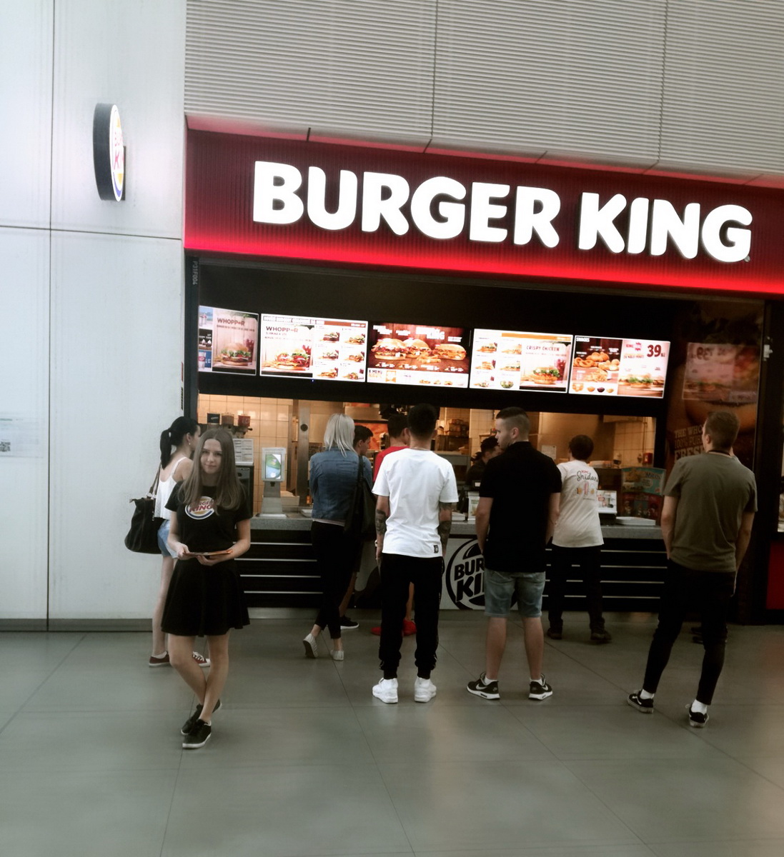 Hostessa Burger King OC Forum Nova Carolina